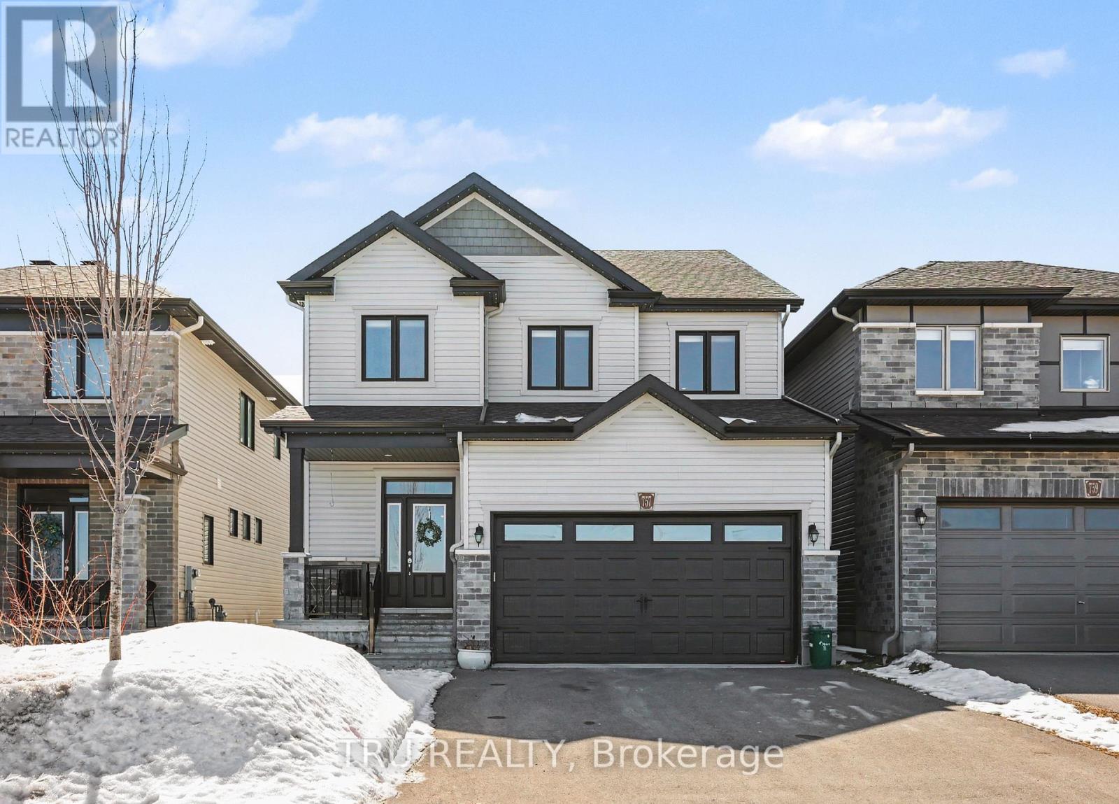 757 PARADE DRIVE, Ottawa, Ontario