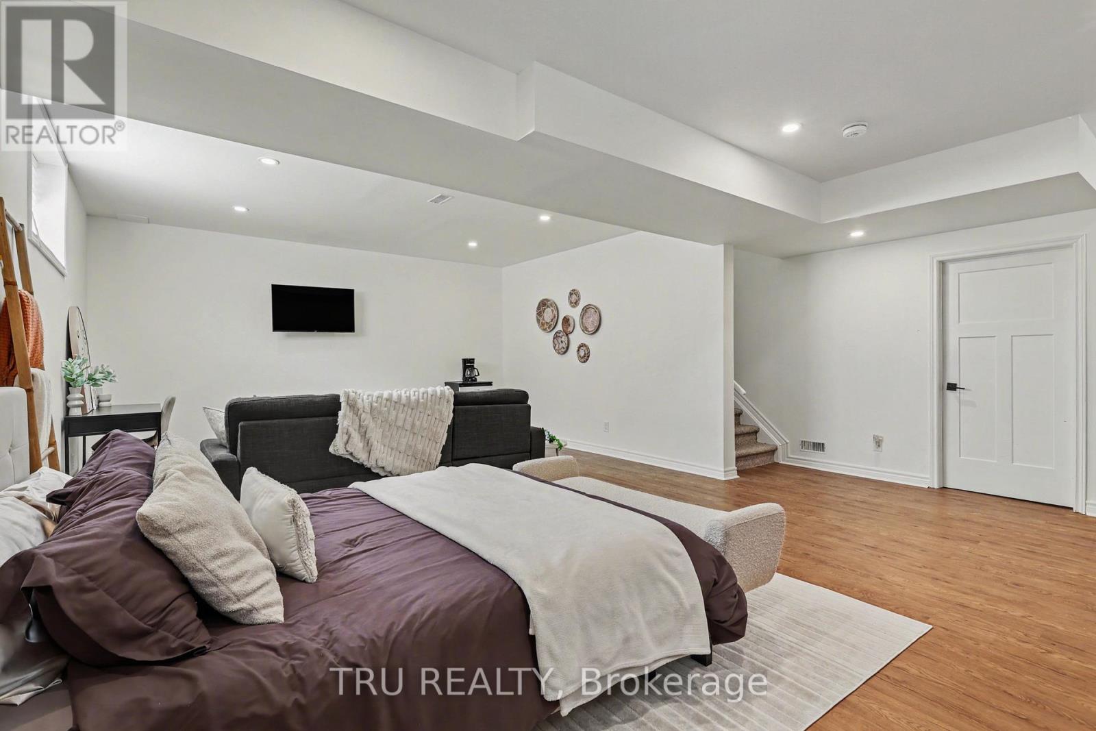 757 Parade Drive, Ottawa, Ontario  K2S 0Z6 - Photo 28 - X12974908