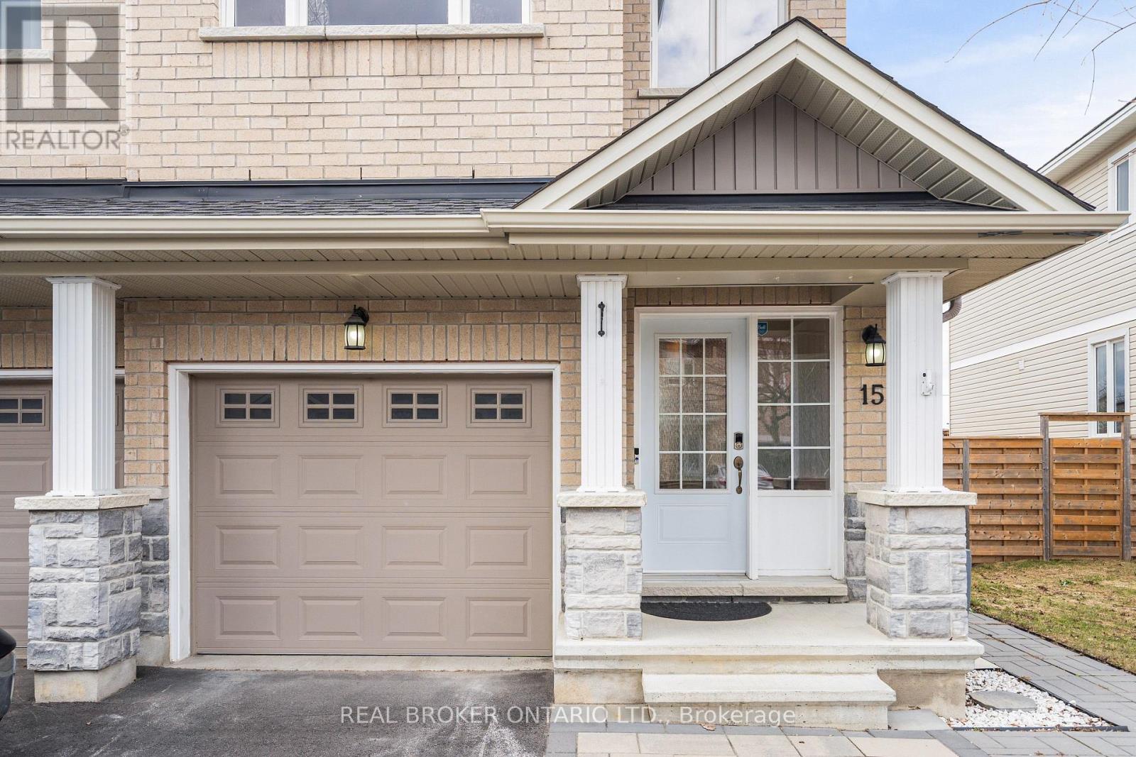 15 Peever Place, Carleton Place, Ontario  K7C 0C4 - Photo 3 - X12974956