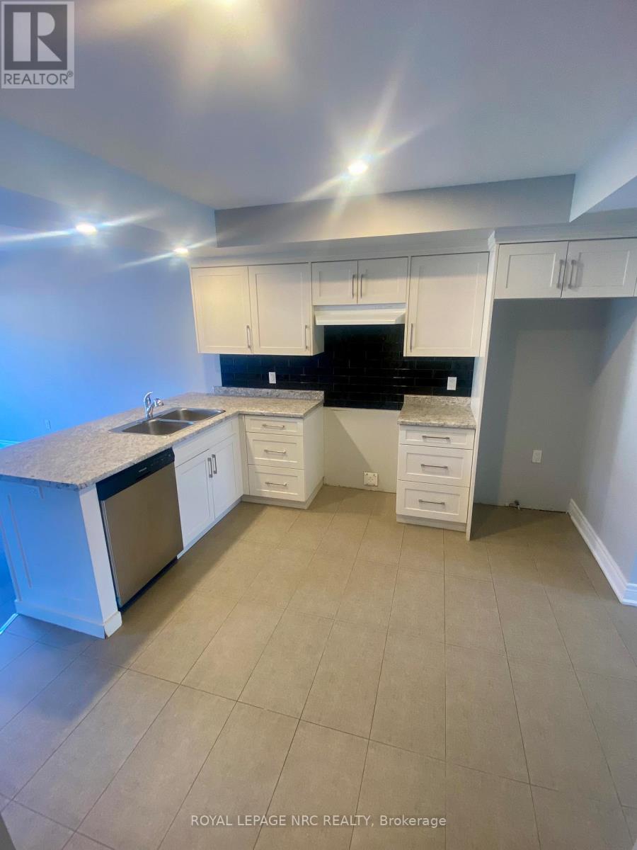 76 Almond Street, Welland, Ontario  L3B 3P8 - Photo 7 - X12974900