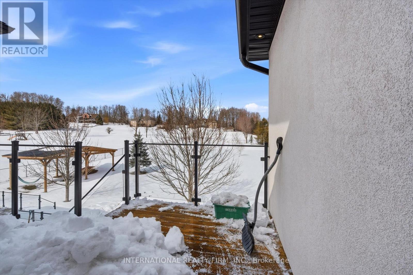 130 Andrews Drive, Bradford West Gwillimbury, Ontario  L0G 1A0 - Photo 44 - N12974940