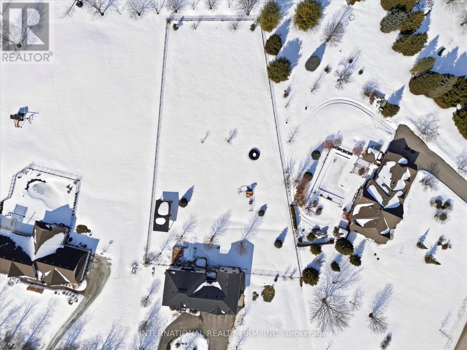 130 Andrews Drive, Bradford West Gwillimbury, Ontario  L0G 1A0 - Photo 46 - N12974940