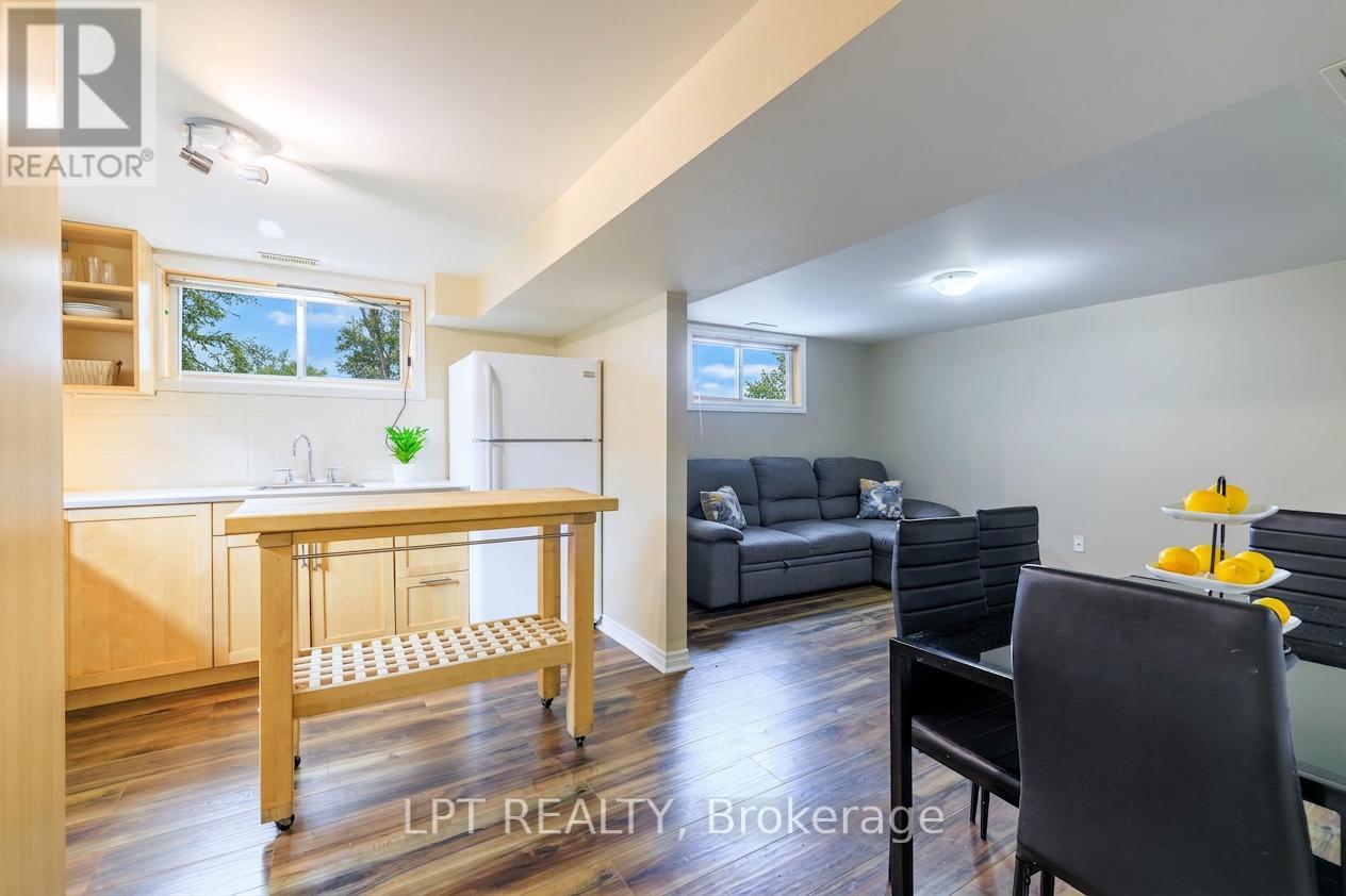 11 Hardwood Drive, Georgina, Ontario  L0E 1L0 - Photo 21 - N12974958