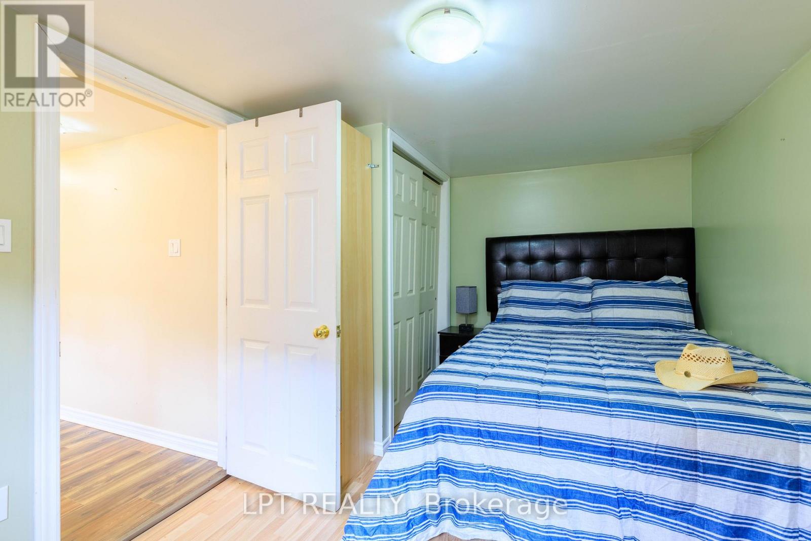 11 Hardwood Drive, Georgina, Ontario  L0E 1L0 - Photo 23 - N12974958