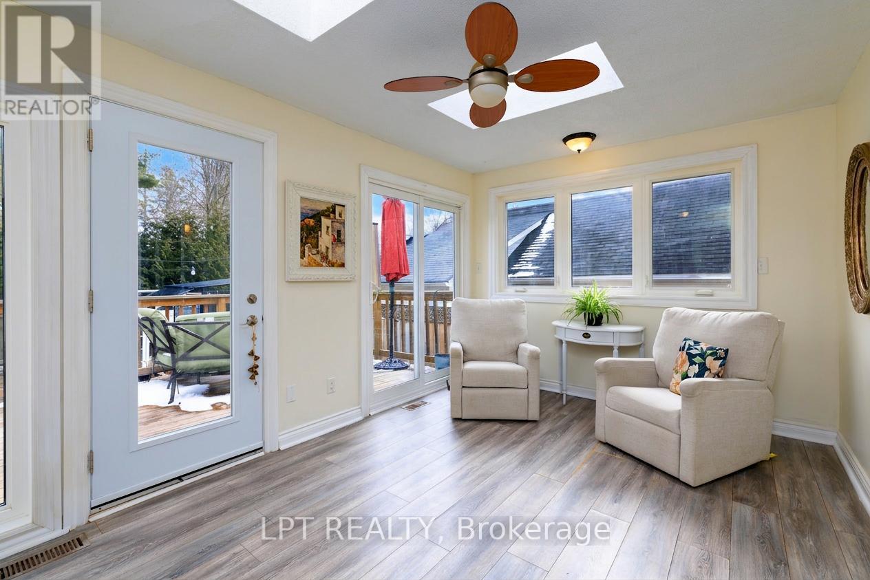 11 Hardwood Drive, Georgina, Ontario  L0E 1L0 - Photo 8 - N12974958