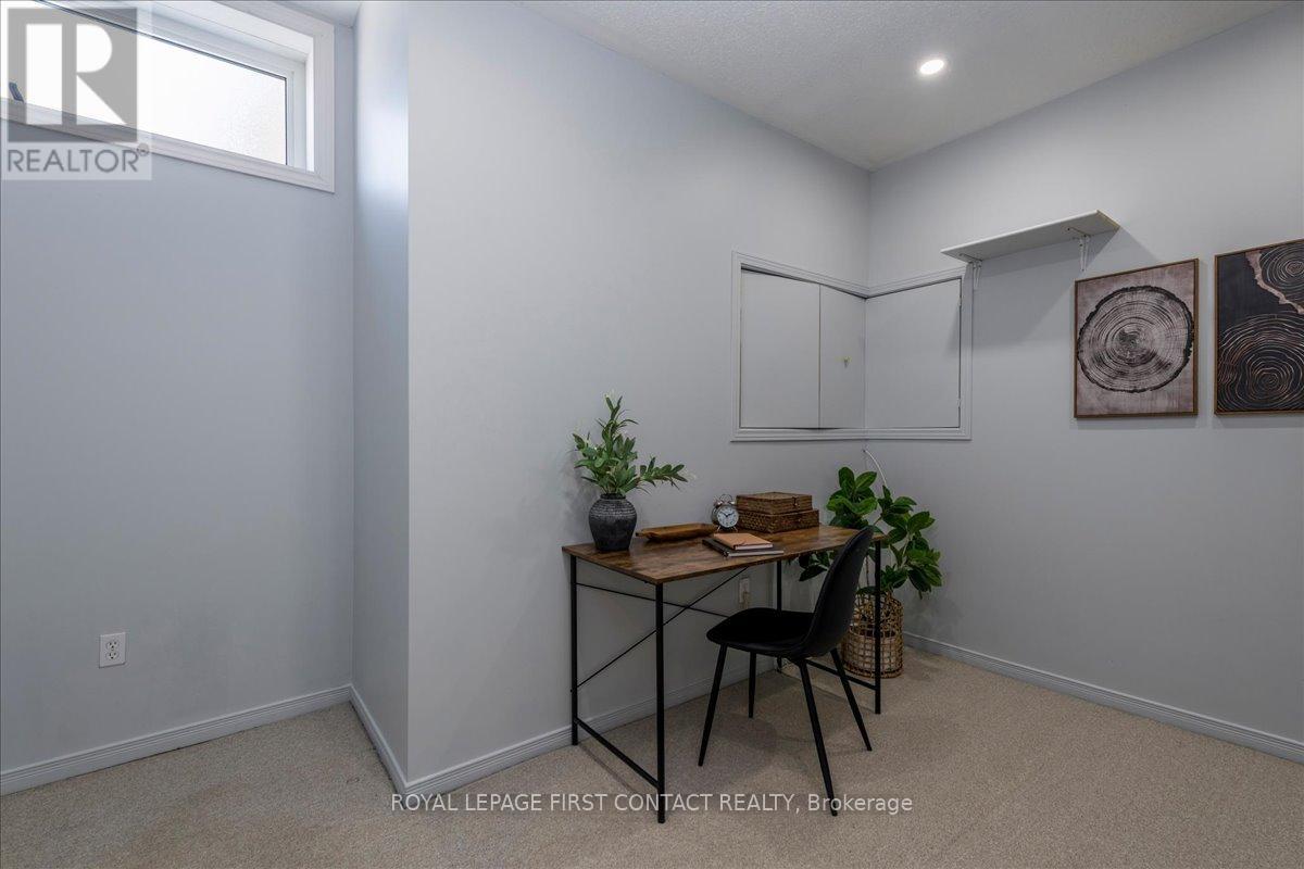 36 Churchland Drive, Barrie, Ontario  L4N 8P9 - Photo 20 - S12974942