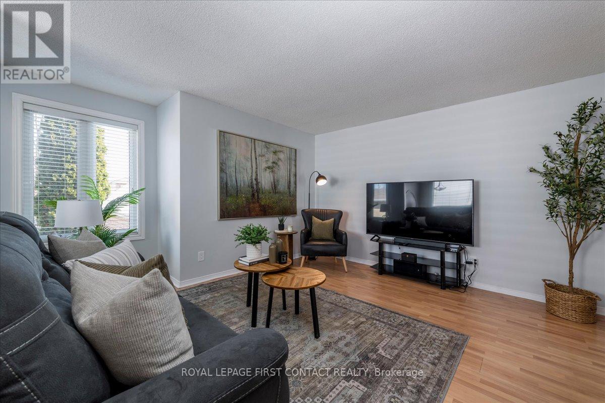 36 Churchland Drive, Barrie, Ontario  L4N 8P9 - Photo 5 - S12974942