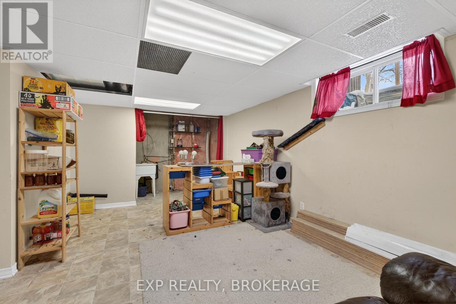 504 St Martha Street, Kingston, Ontario  K7K 0A5 - Photo 27 - X12933942