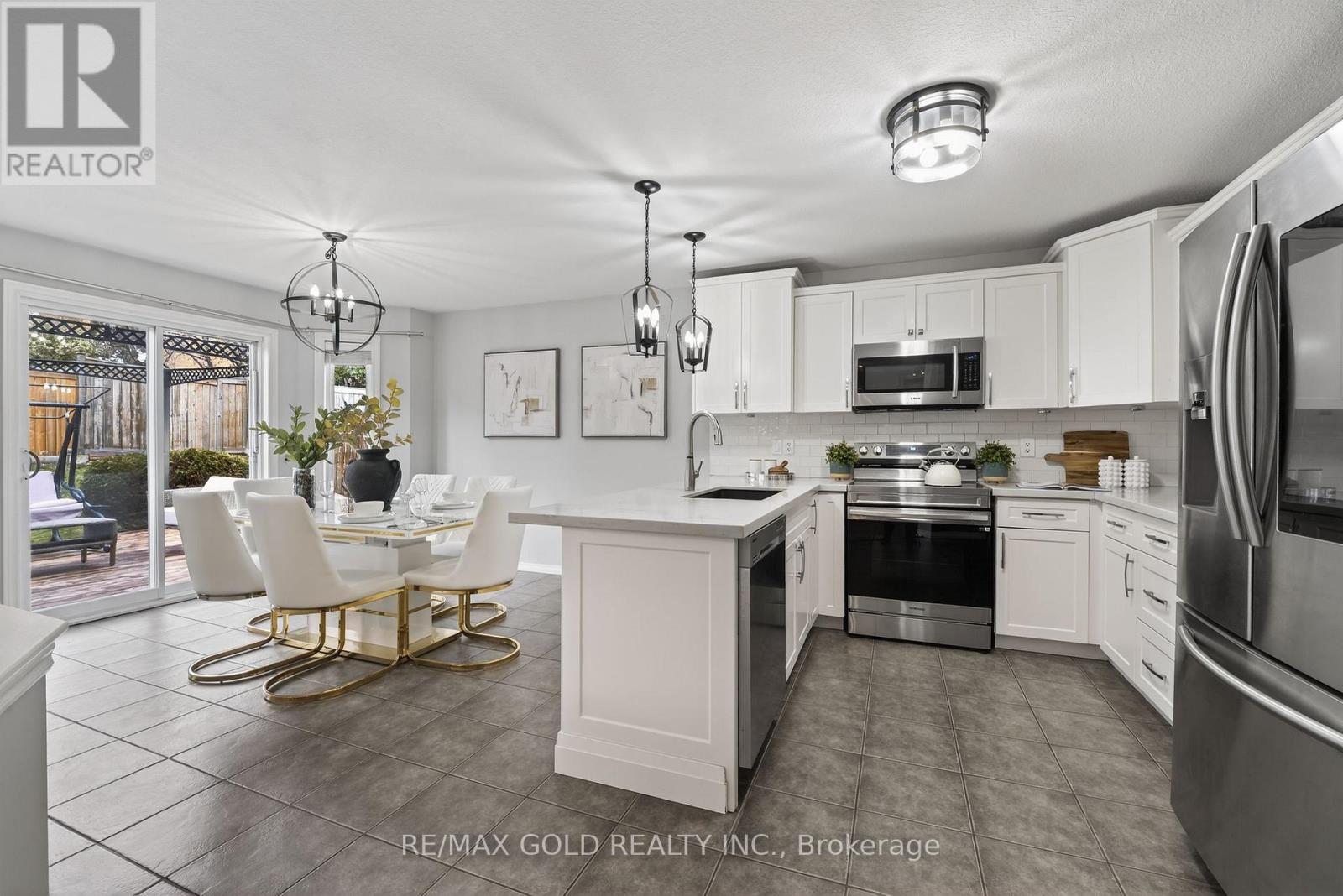 24 Murray Court, Orangeville, Ontario  L9W 0A1 - Photo 11 - W12974910