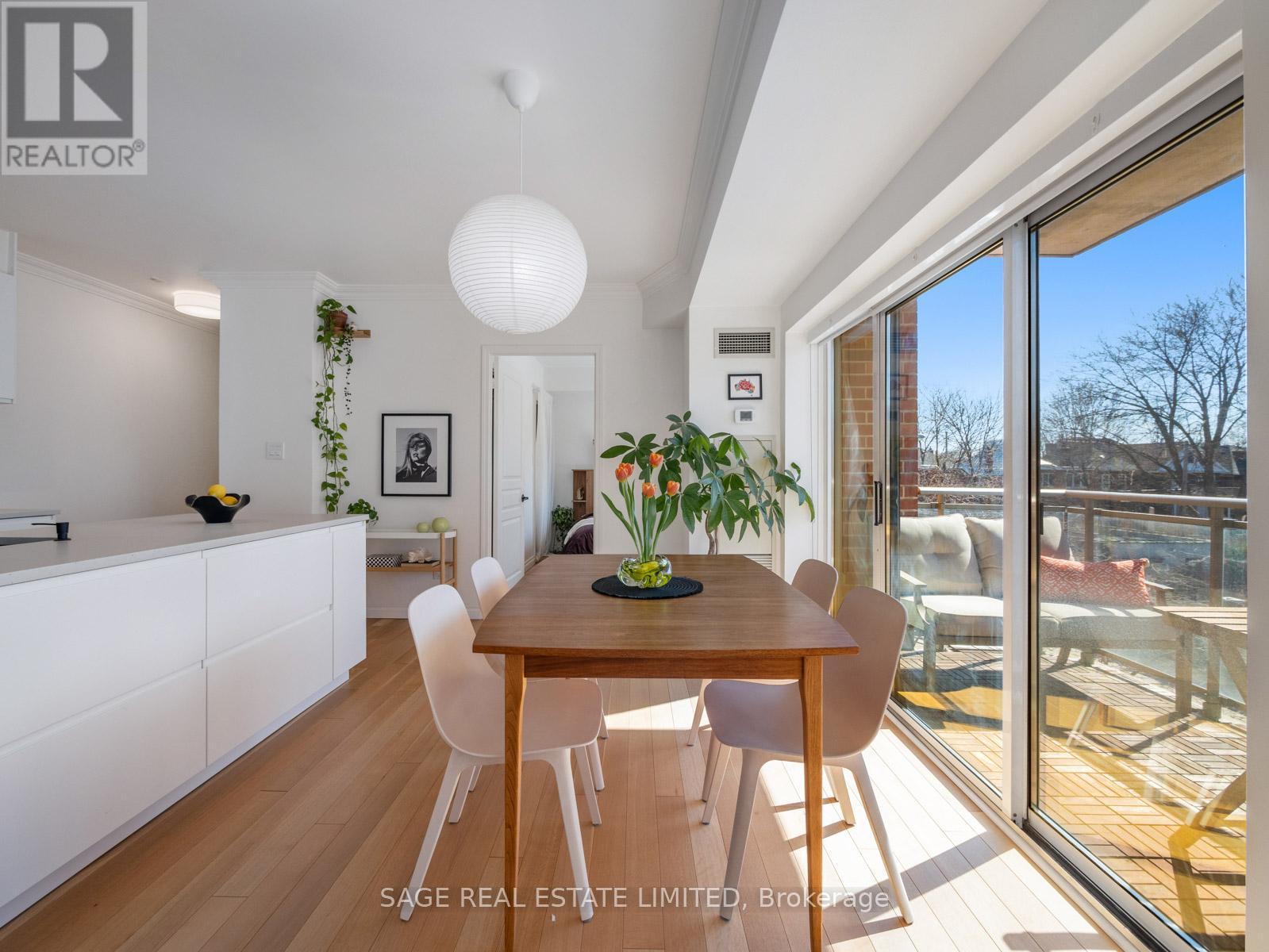 305 - 2495 Dundas Street W, Toronto, Ontario  M6P 1X4 - Photo 17 - W12974966