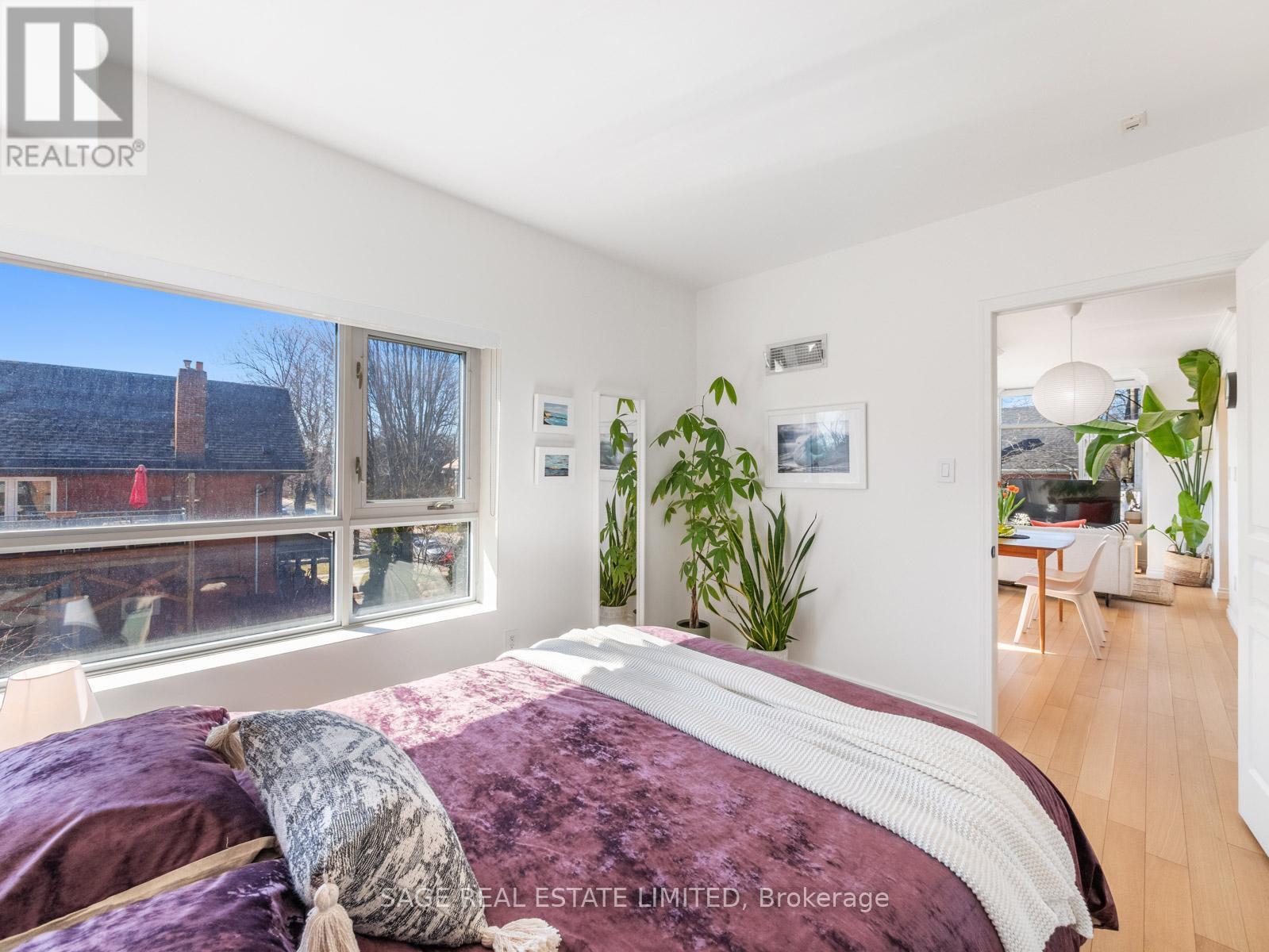 305 - 2495 Dundas Street W, Toronto, Ontario  M6P 1X4 - Photo 22 - W12974966