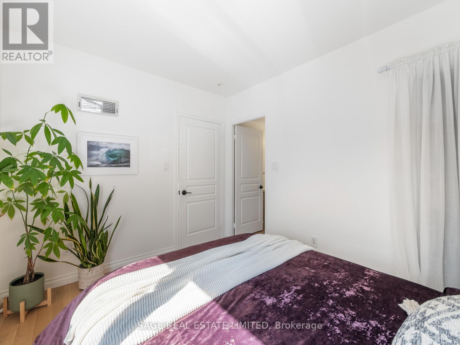 305 - 2495 Dundas Street W, Toronto, Ontario  M6P 1X4 - Photo 23 - W12974966