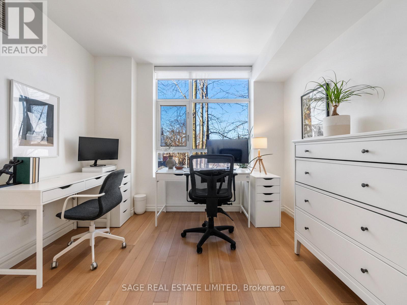 305 - 2495 Dundas Street W, Toronto, Ontario  M6P 1X4 - Photo 27 - W12974966