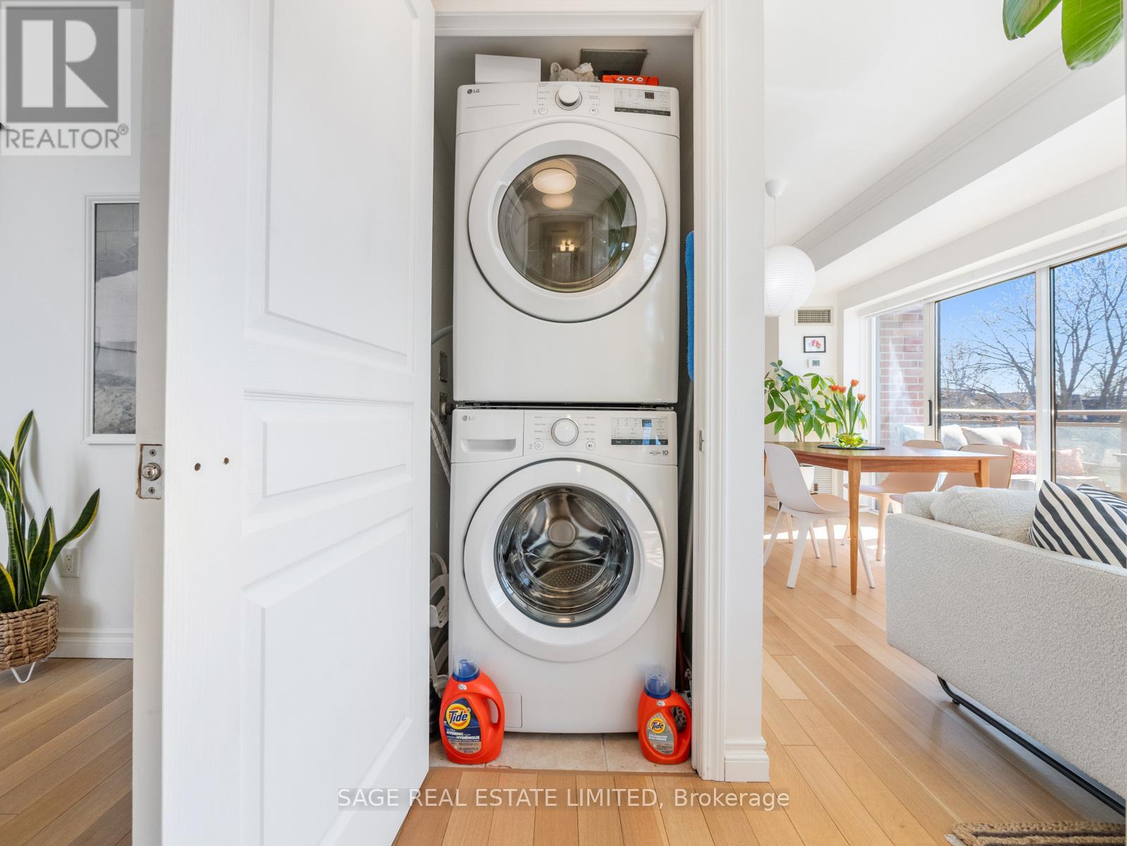 305 - 2495 Dundas Street W, Toronto, Ontario  M6P 1X4 - Photo 31 - W12974966