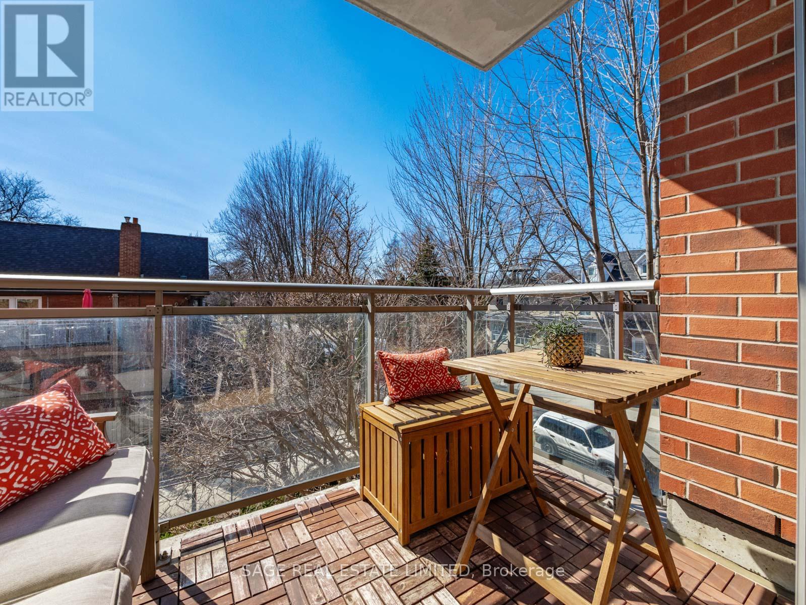 305 - 2495 Dundas Street W, Toronto, Ontario  M6P 1X4 - Photo 35 - W12974966