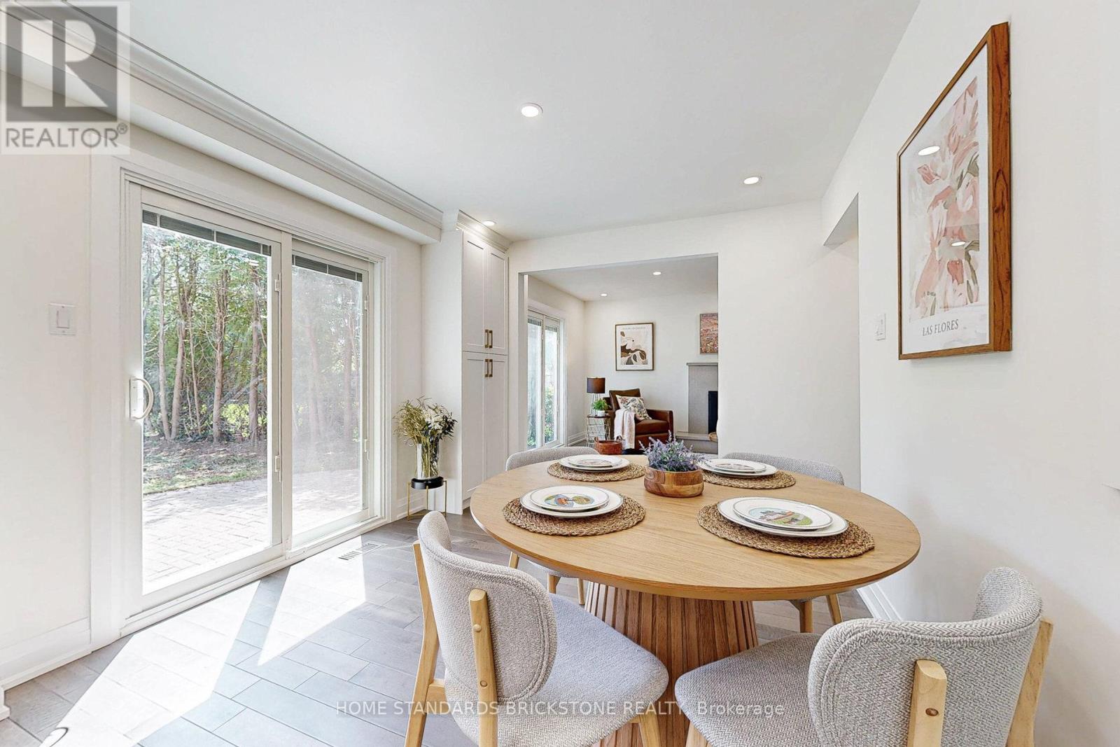 460 Aspen Forest Drive, Oakville, Ontario  L6J 6H6 - Photo 12 - W12974968