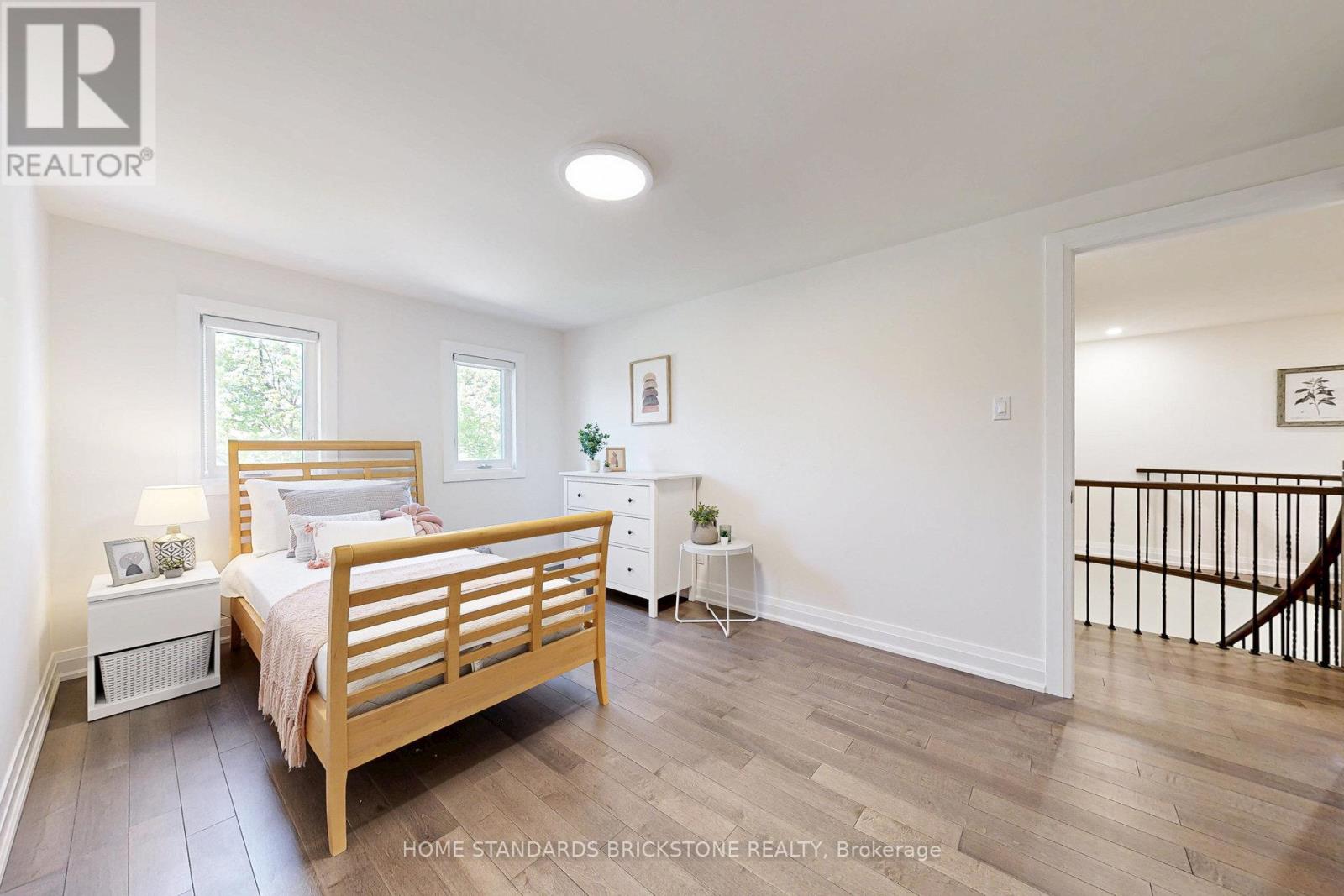 460 Aspen Forest Drive, Oakville, Ontario  L6J 6H6 - Photo 22 - W12974968