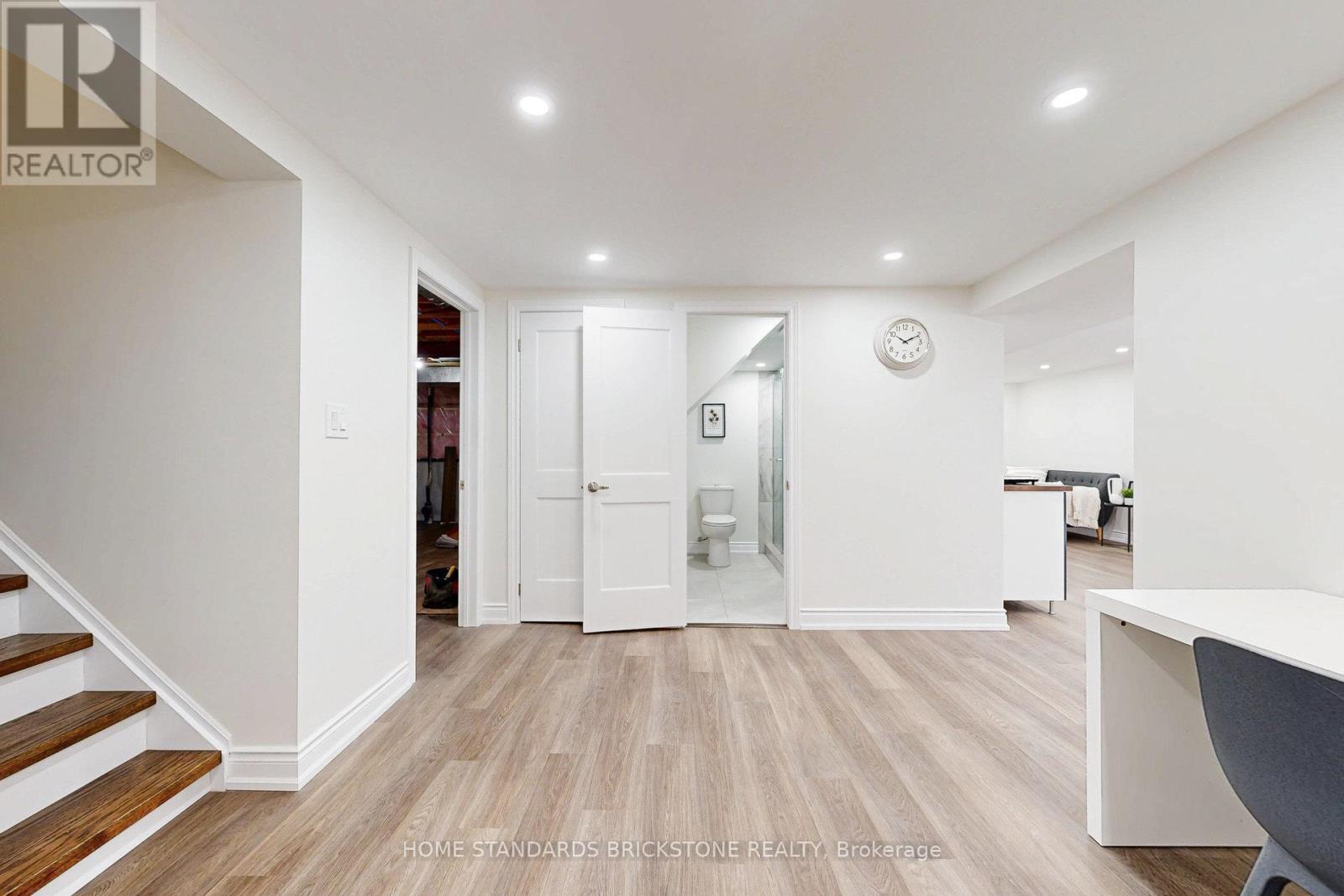 460 Aspen Forest Drive, Oakville, Ontario  L6J 6H6 - Photo 31 - W12974968