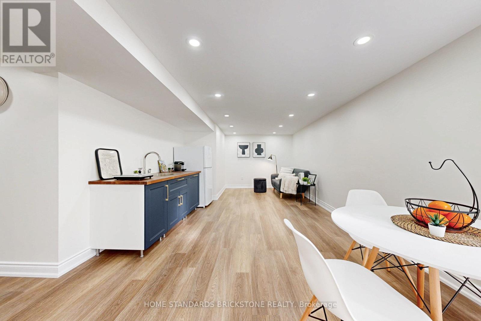 460 Aspen Forest Drive, Oakville, Ontario  L6J 6H6 - Photo 32 - W12974968