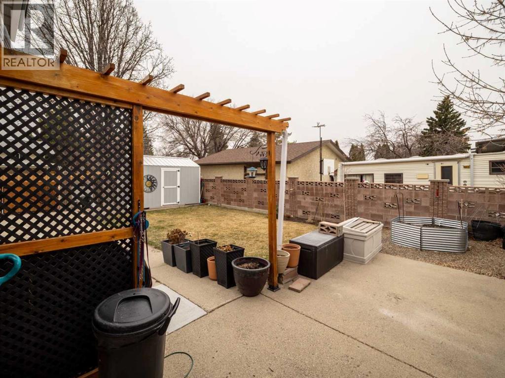 1707 Lakemount Boulevard S, Lethbridge, Alberta  T1K 3K5 - Photo 36 - A2296210
