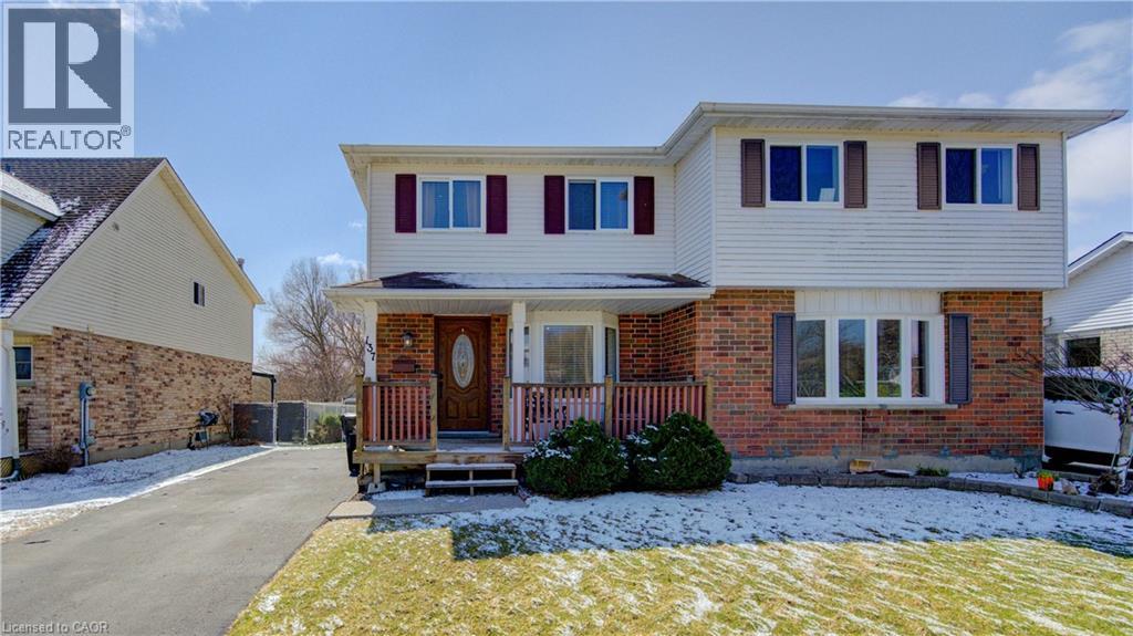 137 Eastforest Trail, Kitchener, Ontario  N2N 3E4 - Photo 2 - 40811714