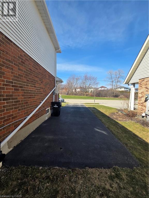 137 Eastforest Trail, Kitchener, Ontario  N2N 3E4 - Photo 31 - 40811714