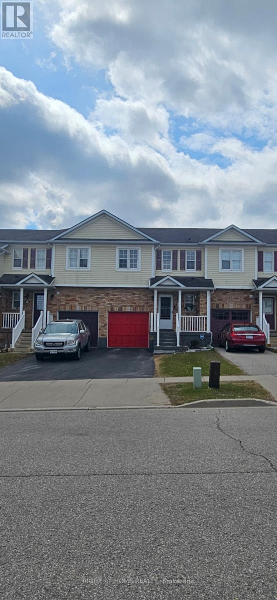 84 Bloomington Drive, Cambridge, Ontario  N1P 1J5 - Photo 2 - X12974898