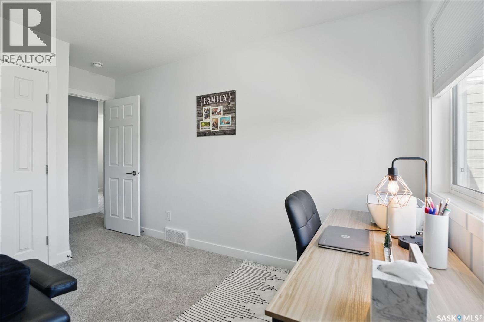 421 L Avenue S, Saskatoon, Saskatchewan  S7M 5Y6 - Photo 21 - SK032331