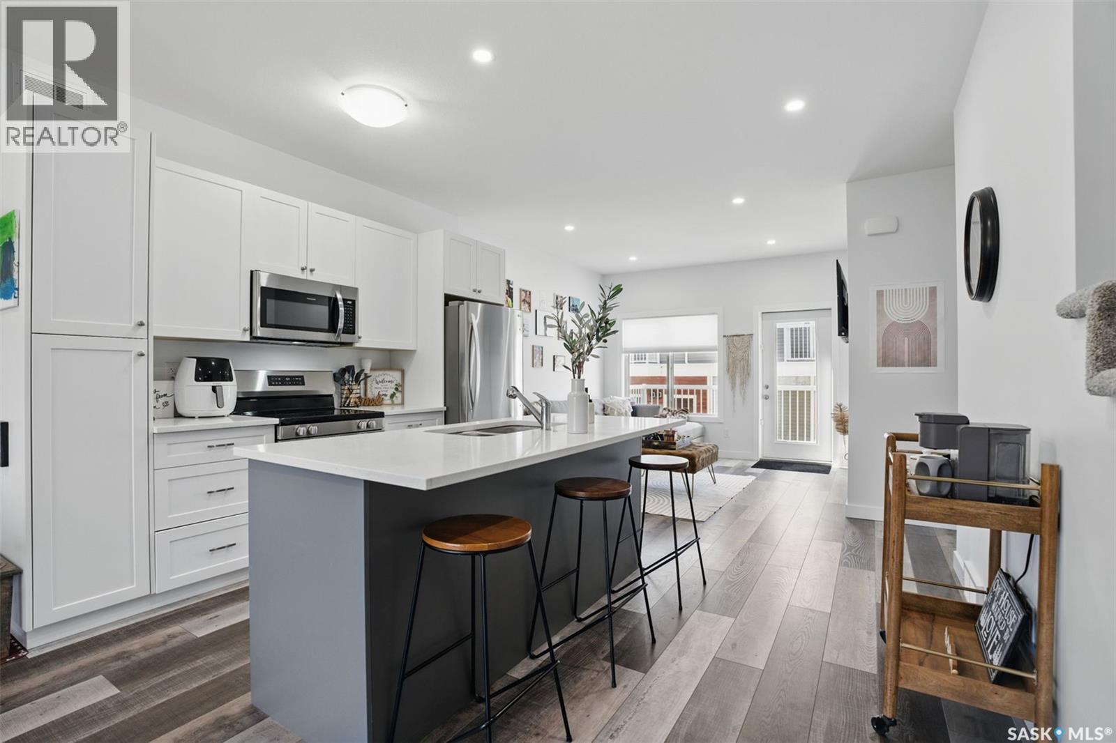 421 L Avenue S, Saskatoon, Saskatchewan  S7M 5Y6 - Photo 8 - SK032331