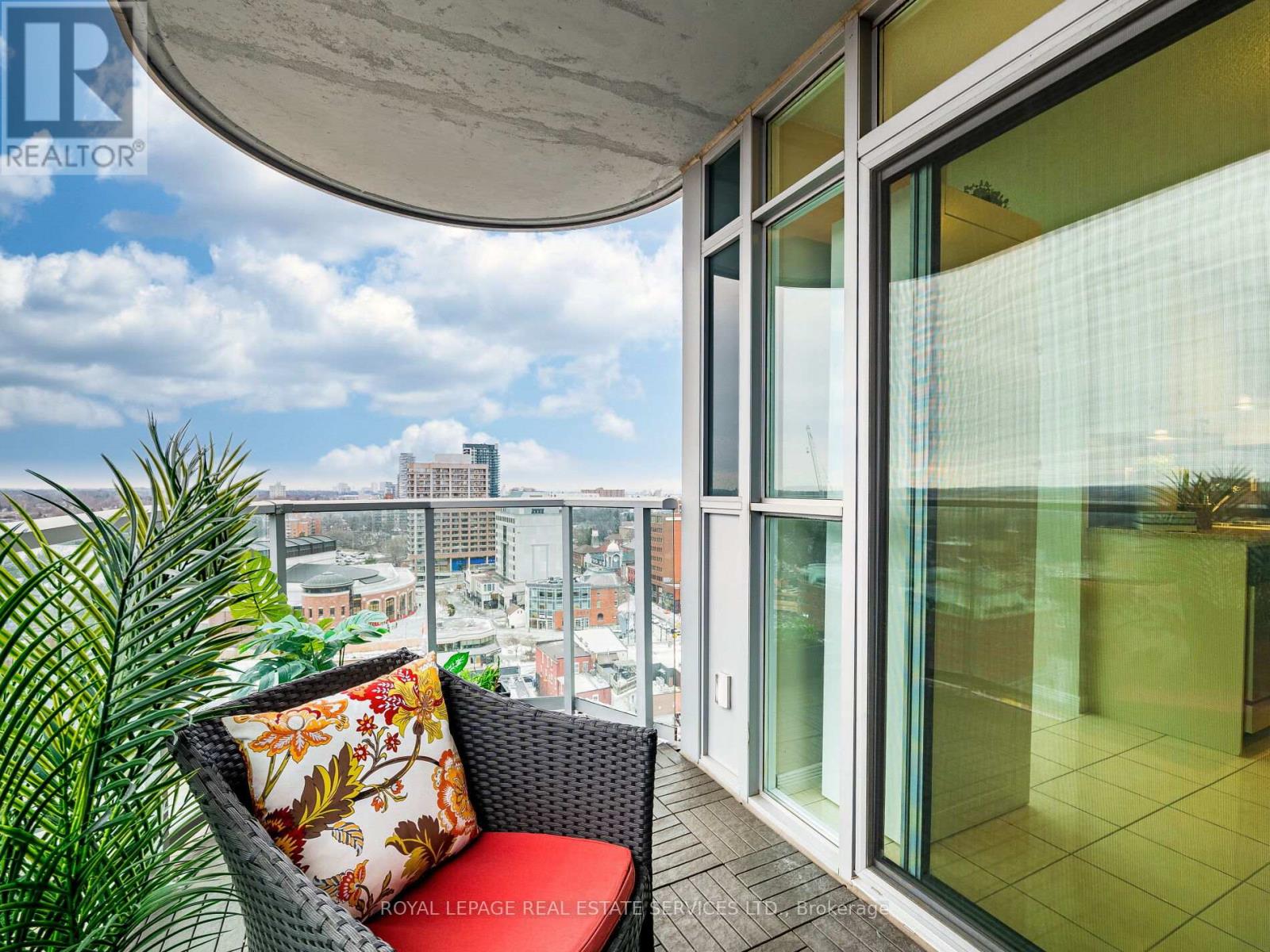 1602 - 9 George Street N, Brampton, Ontario  L6X 0T6 - Photo 21 - W12694646