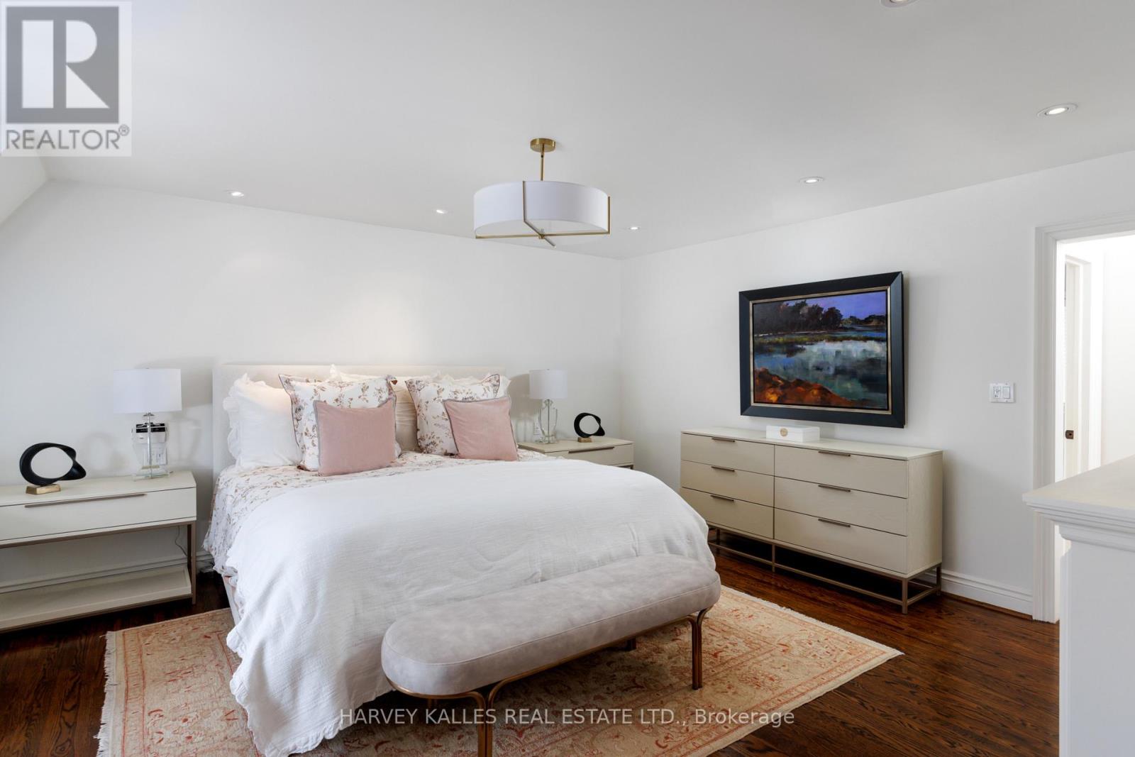 7 Romney Road, Toronto, Ontario  M9A 4E9 - Photo 31 - W12969360