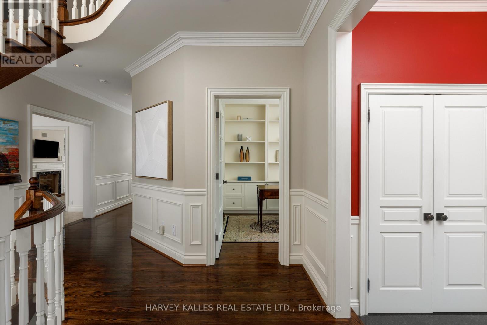 7 Romney Road, Toronto, Ontario  M9A 4E9 - Photo 7 - W12969360