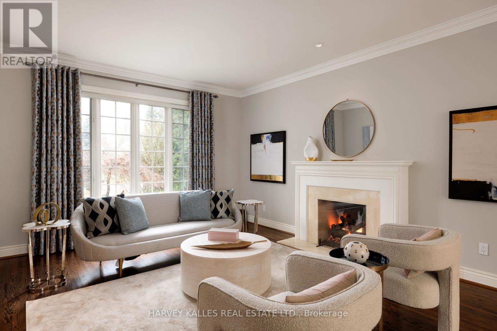 7 Romney Road, Toronto, Ontario  M9A 4E9 - Photo 11 - W12969360