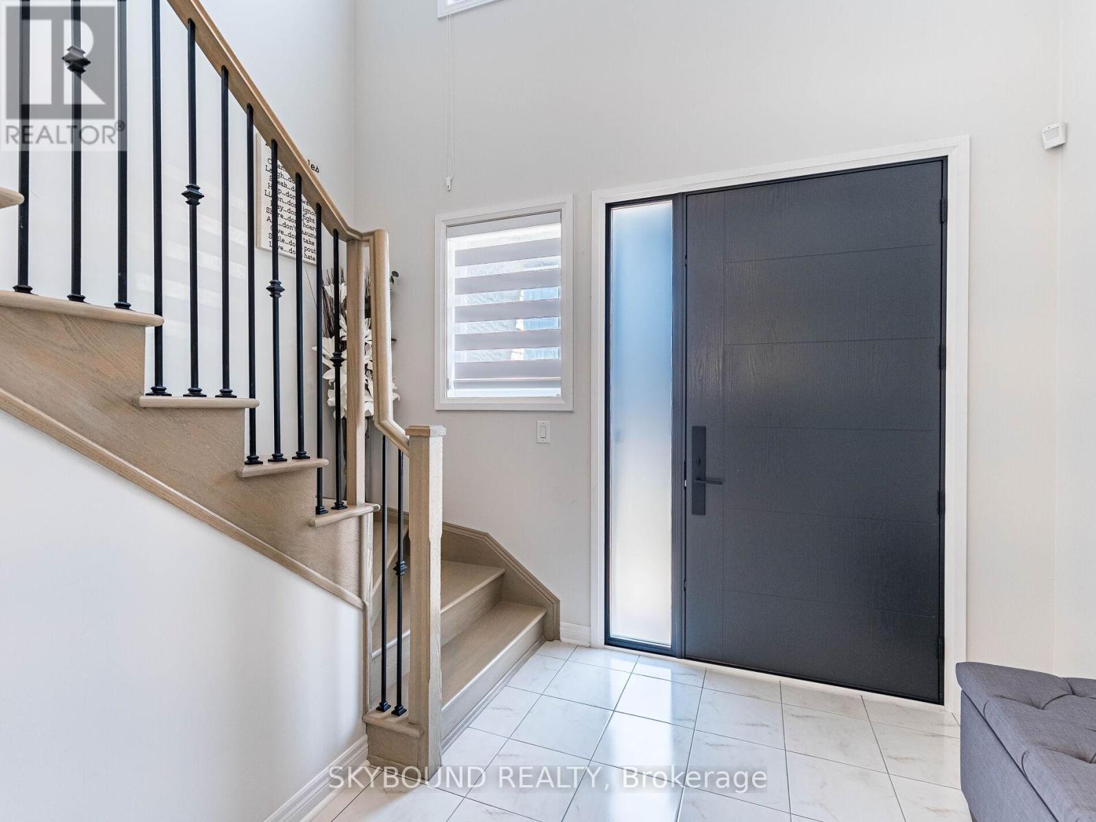 237 Shoreview Drive, Welland, Ontario  L3B 0H3 - Photo 4 - X12879372