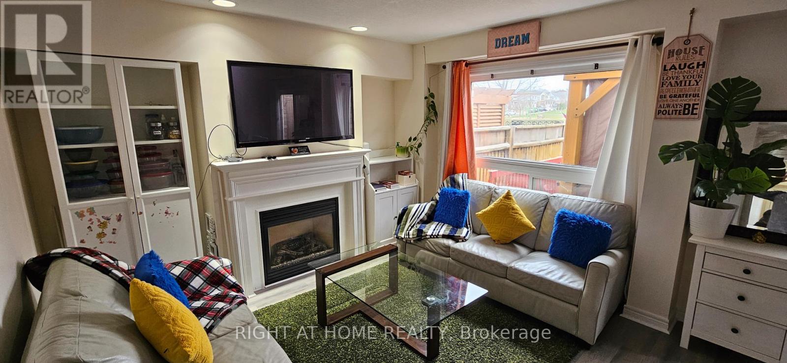 84 Bloomington Drive, Cambridge, Ontario  N1P 1J5 - Photo 13 - X12974898