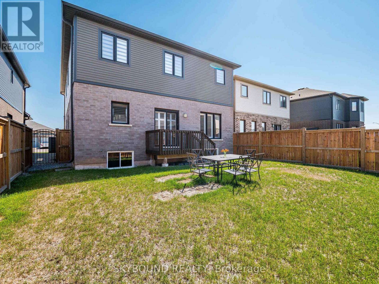 237 Shoreview Drive, Welland, Ontario  L3B 0H3 - Photo 40 - X12879372