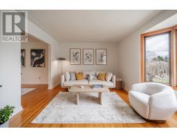 27 SUNSET DRIVE, Woolwich, Ontario