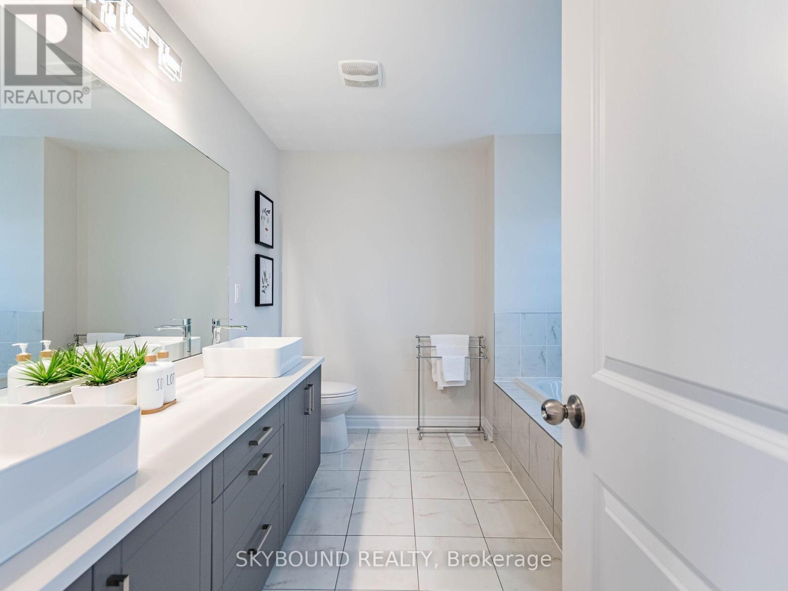 237 Shoreview Drive, Welland, Ontario  L3B 0H3 - Photo 29 - X12879372