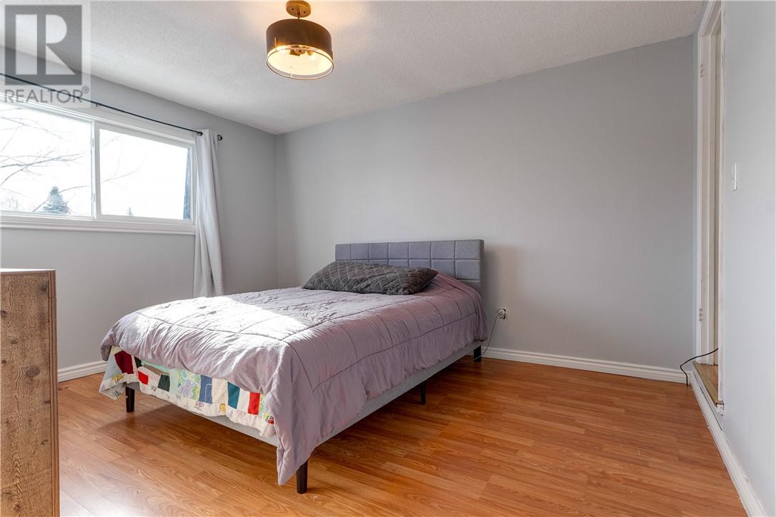 347 Woodland Avenue, Lively, Ontario  P3Y 1N2 - Photo 18 - 2127000