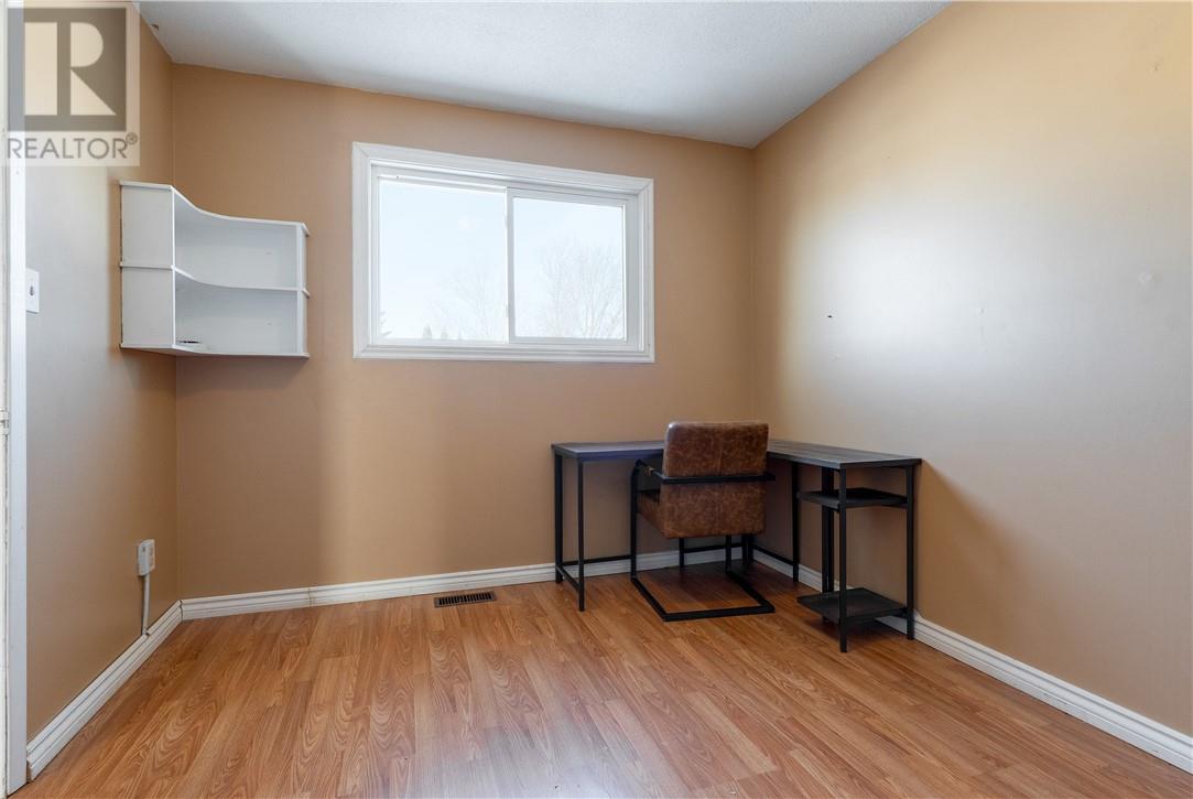 347 Woodland Avenue, Lively, Ontario  P3Y 1N2 - Photo 23 - 2127000