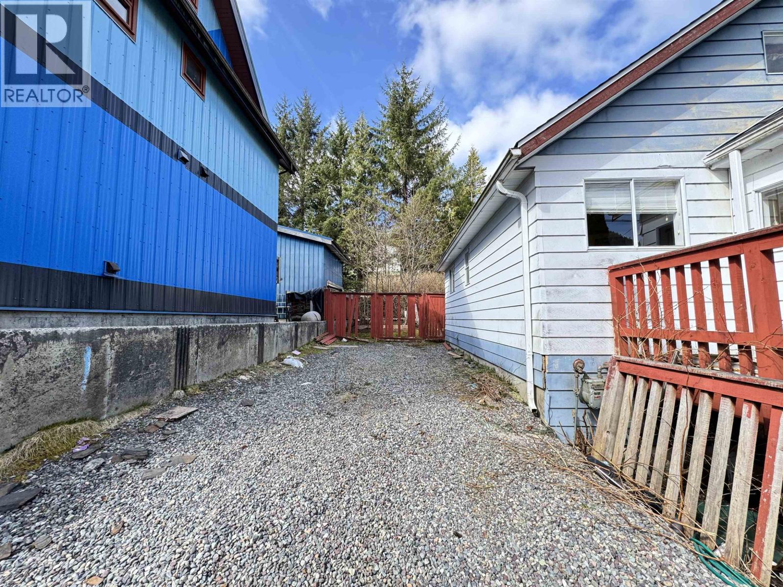 536 W 9th Avenue, Prince Rupert, British Columbia  V8J 2T1 - Photo 3 - R3099388