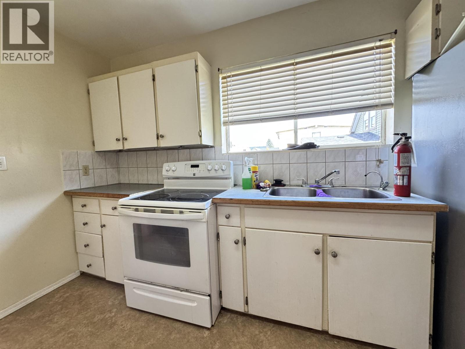 536 W 9th Avenue, Prince Rupert, British Columbia  V8J 2T1 - Photo 11 - R3099388