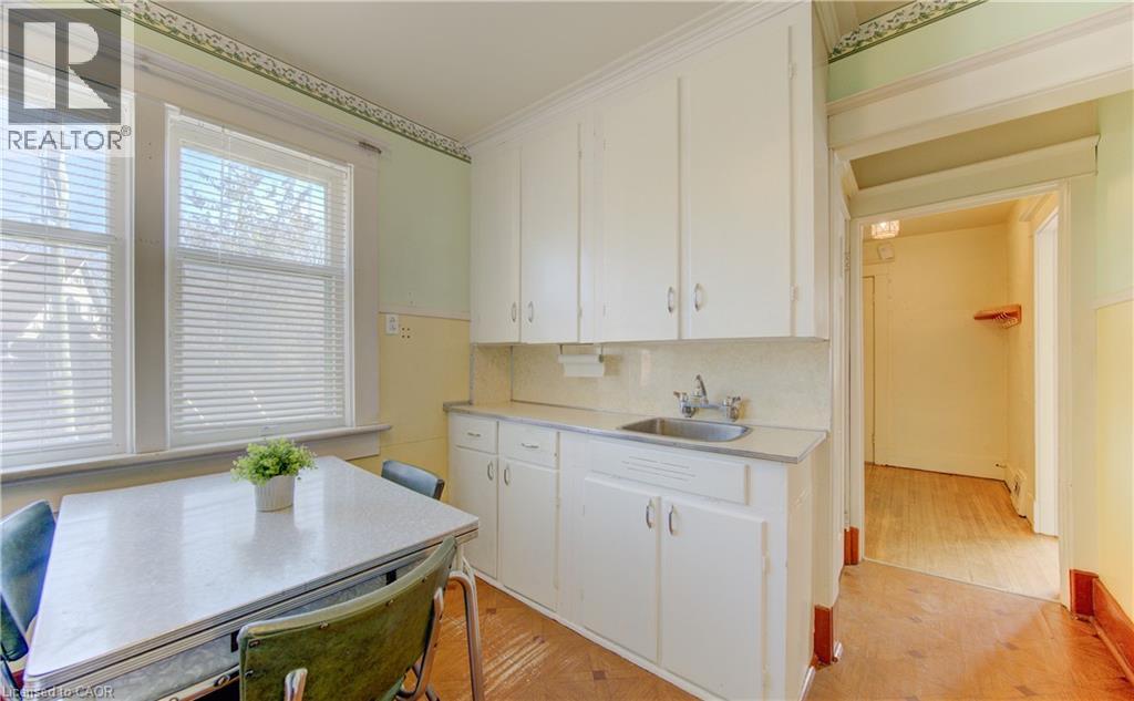 40 Union Street E, Waterloo, Ontario N2J 1B7 - Photo 16 - 40810425