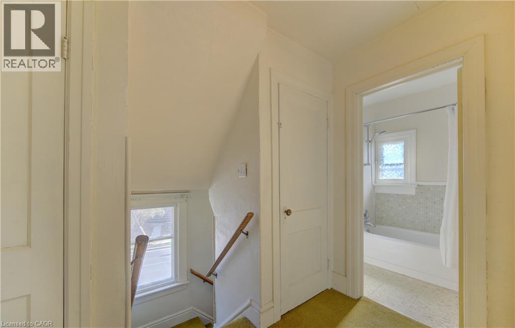 40 Union Street E, Waterloo, Ontario N2J 1B7 - Photo 20 - 40810425