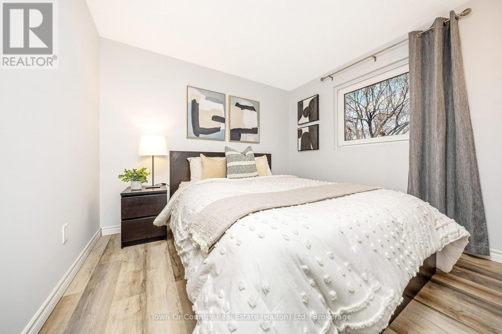 522 Conway Court, Milton, Ontario  L9T 4B8 - Photo 20 - W12975084