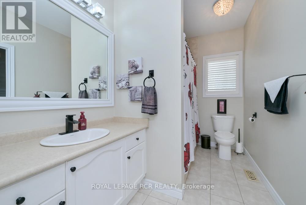 10 Fisher Drive, Adjala-Tosorontio, Ontario  L0M 1J0 - Photo 10 - N12953396