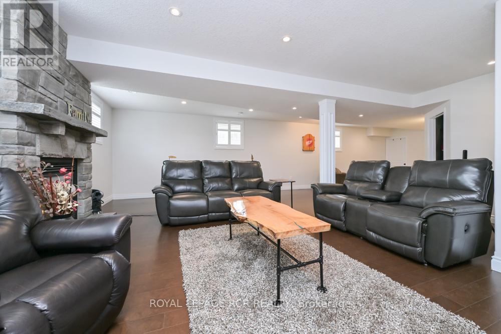 10 Fisher Drive, Adjala-Tosorontio, Ontario  L0M 1J0 - Photo 23 - N12953396