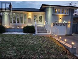21 ASPENDALE DRIVE, Toronto, Ontario
