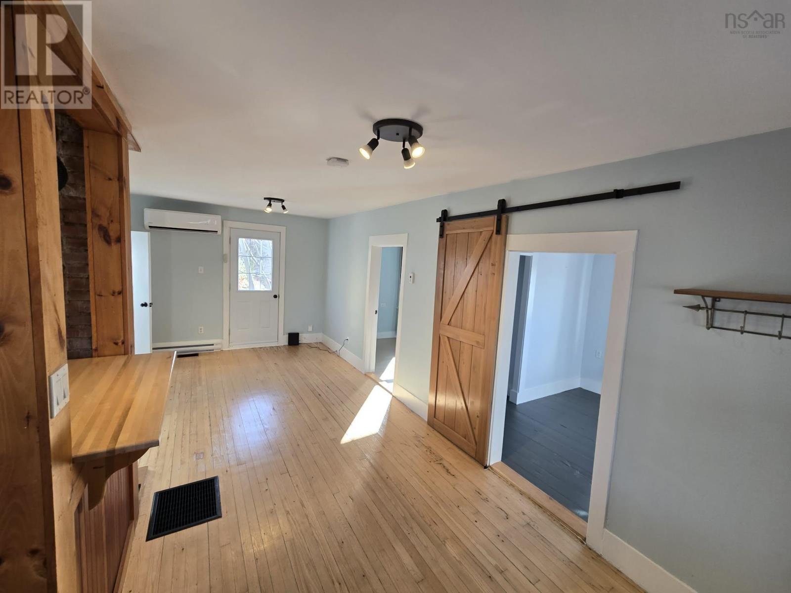 41 Willow Avenue, Wolfville, Nova Scotia  B4P 2G6 - Photo 11 - 202606746