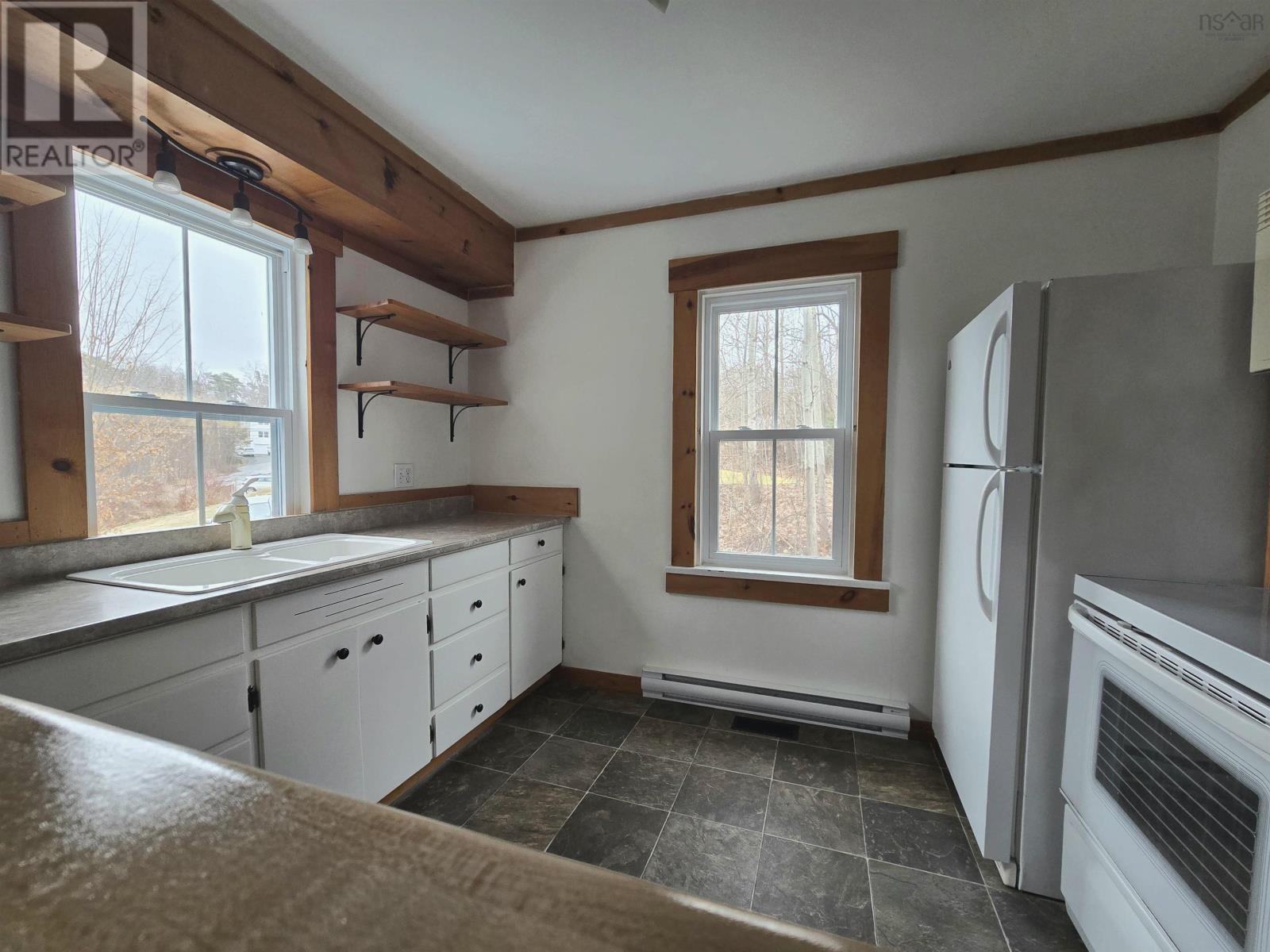 41 Willow Avenue, Wolfville, Nova Scotia  B4P 2G6 - Photo 7 - 202606746